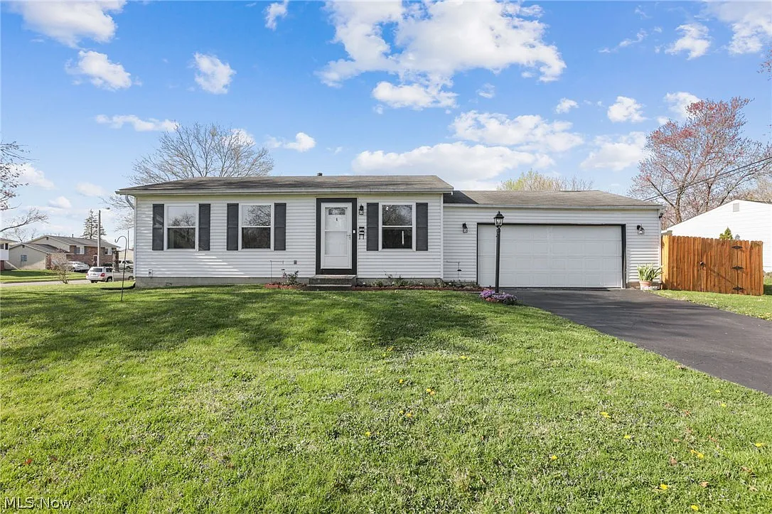 5191 Rutledge Dr N photo 1
