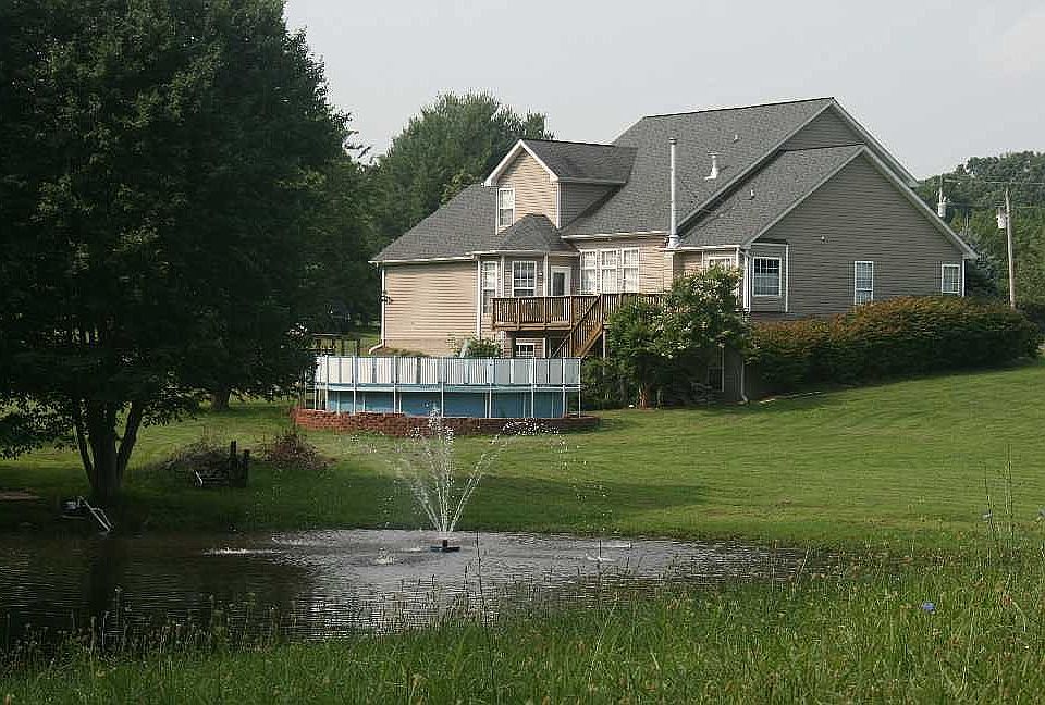 1st image of 12410 Boxwood Farms Dr