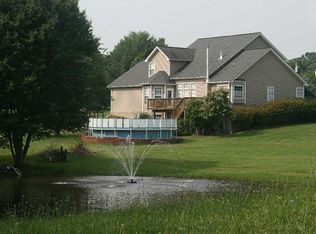 12410 Boxwood Farms Dr, Catharpin, VA 20143