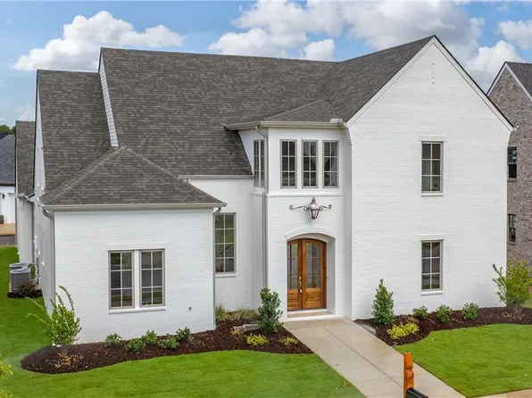 6271 Rosemeade St, Tuscaloosa, AL 35406