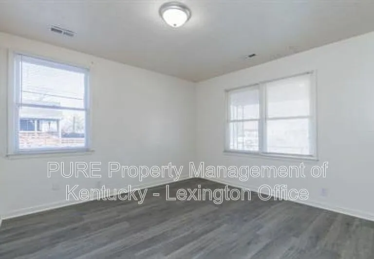 566 N Martin Luther King Blvd — Photo 5