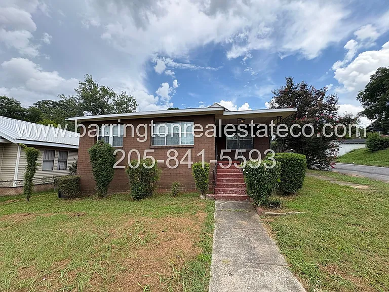 901 Pike Rd — Photo 1