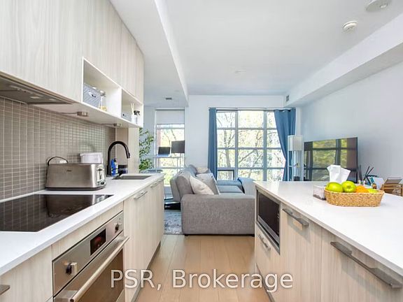 2nd image of 501 Adelaide St W #507