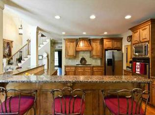 9035 Coventry Pointe, Suwanee, GA 30024