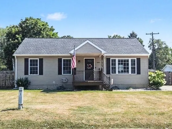 5032 Murphy Dr, Flint, MI 48506