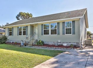 8277 Cypress Rd, Englewood, FL 34224