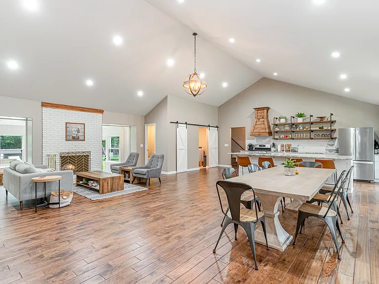 2228 Bowman Rd — Photo 10