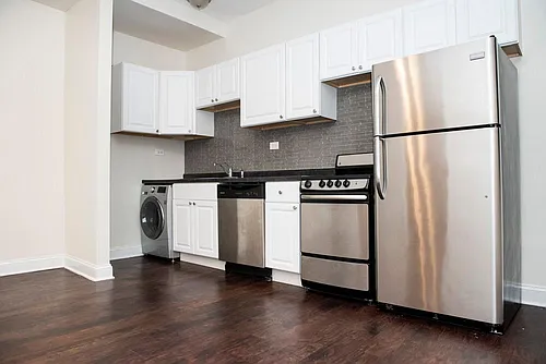 3345 N Marshfield Ave #105 Photo 1