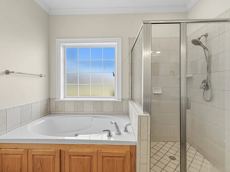 100 Carrington Cir — Photo 17