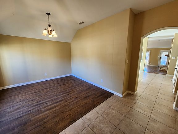 4th image of 9045 Heartwood Dr