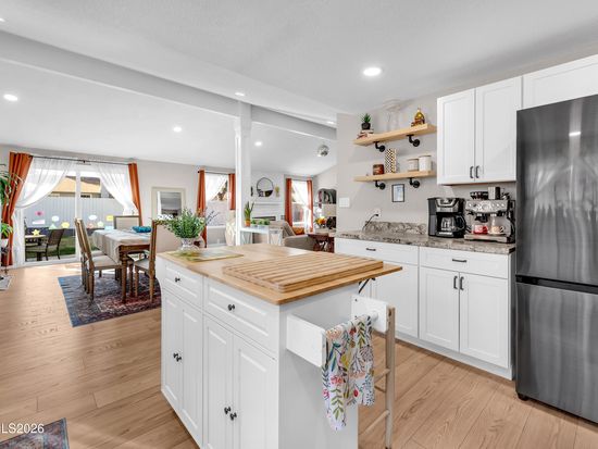 4220 Bismarck Dr, Reno, NV 89502