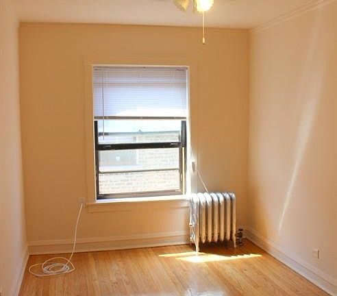 4th image of 2100 W Ainslie St #21121N
