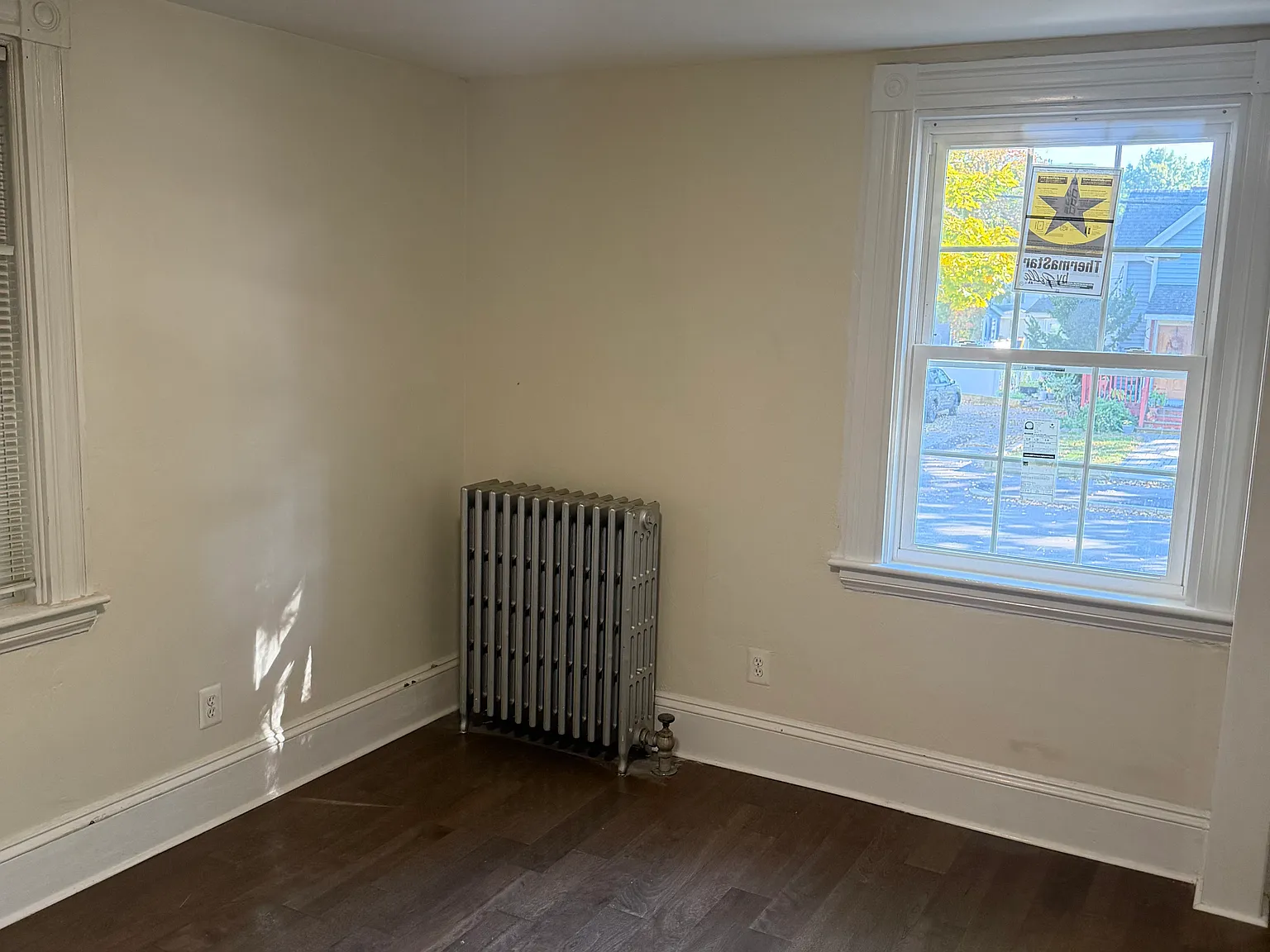 46 River St — Photo 2