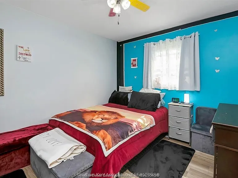 3057 Kenilworth Dr #UPPER — Photo 8