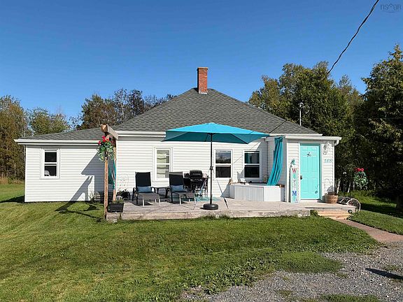3rd image of 148 Blue Sea Rd