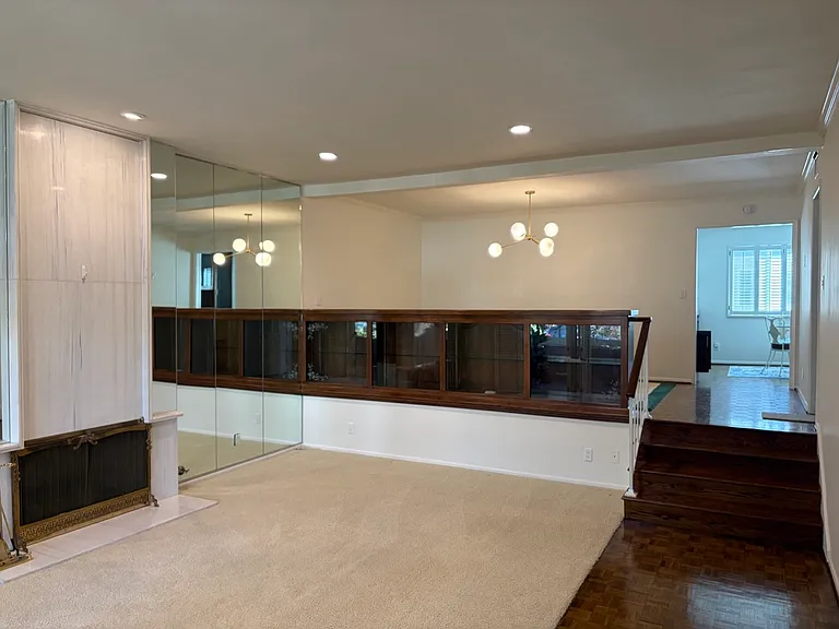 914 Palo Verde Ave — Photo 2