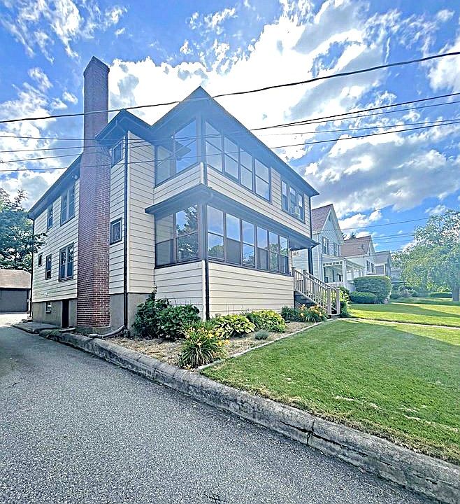 Beautifully well maintained home