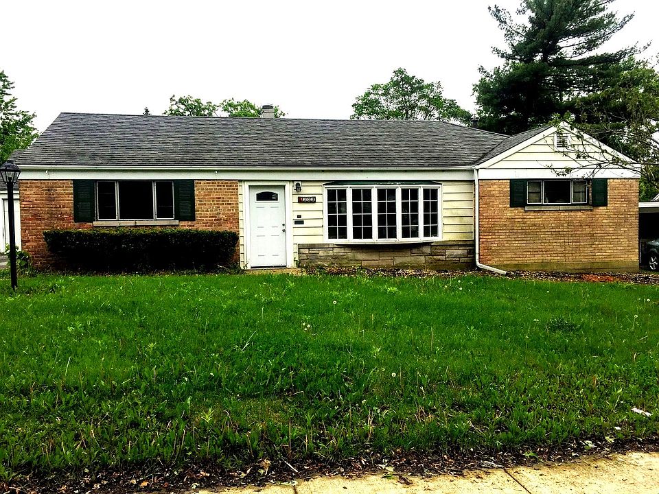 1st image of 303 Oakwood St