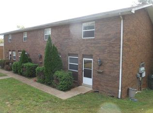 1107 Arrowhead Dr APT D, Collinsville, IL 62234