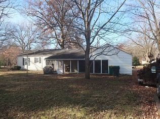 506 N John St, Mascoutah, IL