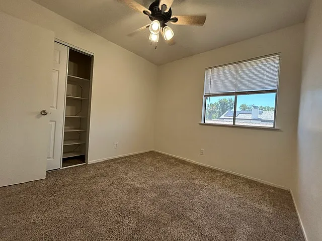5523 Portola Cir — Photo 36