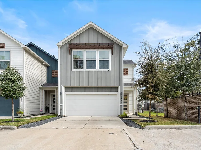 5202 Pinemont Creek Ln — Photo 2