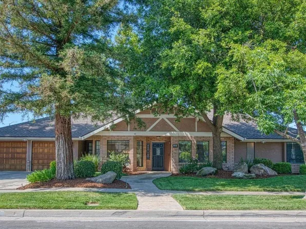 868 E Salem Ave, Fresno, CA 93720