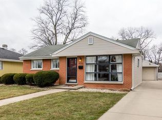4232 Oak Ave, Brookfield, IL 60513