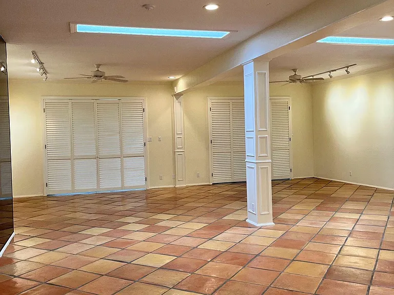 7707 Broadway St #3A — Photo 6