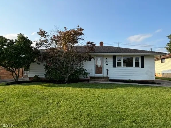 3407 Friar Dr, Parma, OH 44134