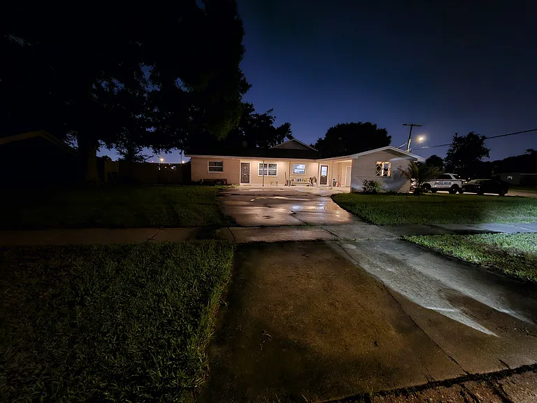 6527 Walton Way — Photo 5