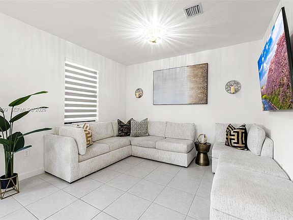 4th image of 23005 SW 128th Pl