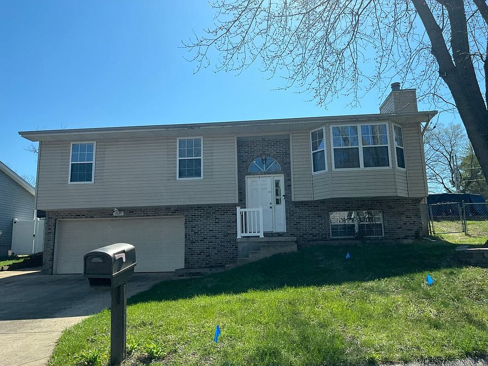 1st image of 1821 Hilltop Village Ln