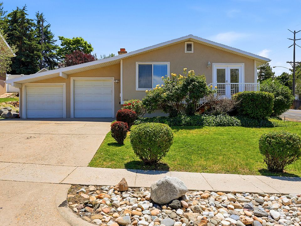 1st image of 2312 E Cinnabar Ln