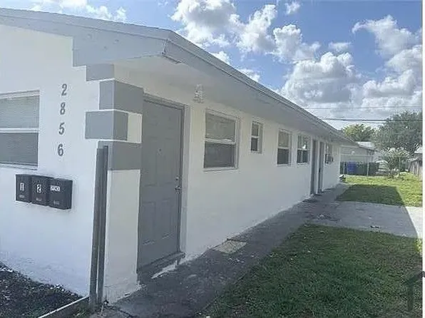 2856 NW 14th St #2, Fort Lauderdale, FL 33311