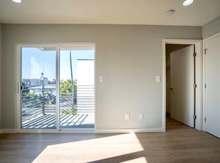 4984 1/2 Romaine St, Los Angeles, CA 90029