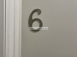 30 Myrtle St #6, Boston, MA 02114