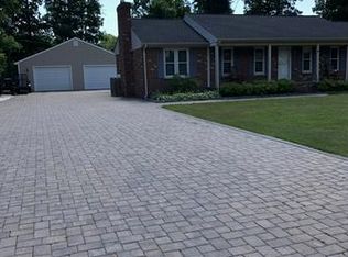 11607 Davelayne Rd, Midlothian, VA 23112