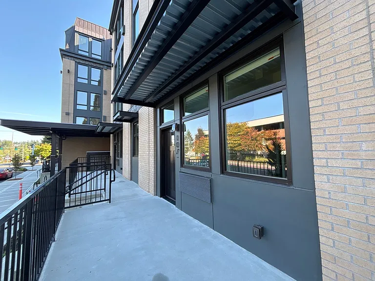 401 UNION — Photo 177