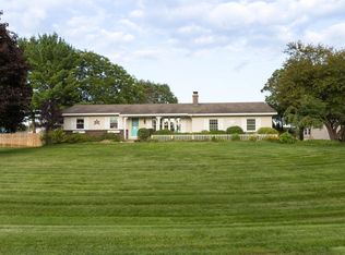 9731 Riverside Dr, Greenville, MI 48838