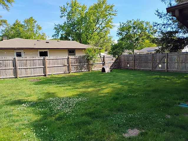 384 Bianco Dr — Photo 25