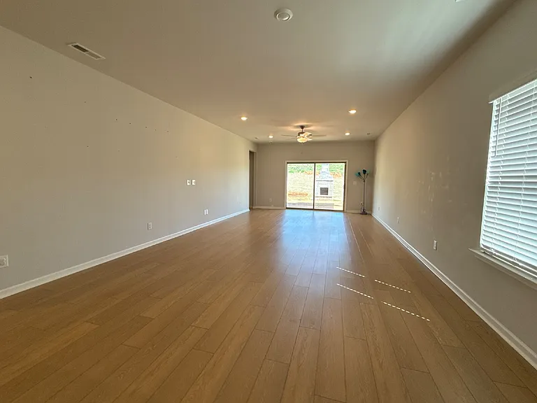 280 Shangrila Way — Photo 8