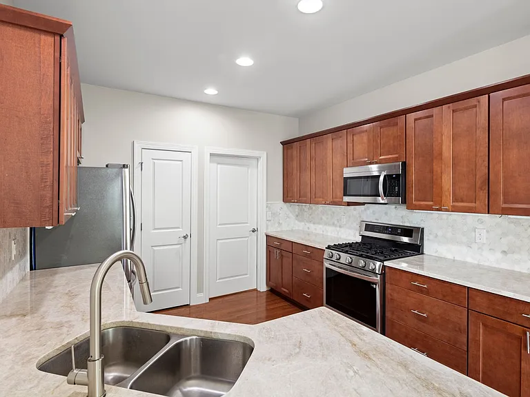 14 Rose Creek Rd — Photo 13