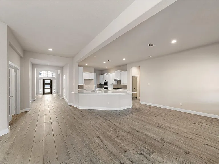 1524 N Blue Bonnet Ln — Photo 16