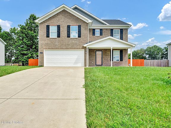 2nd image of 1061 Shady Brook Ln
