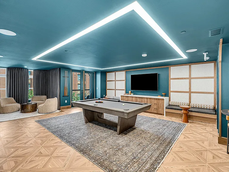 Graham Parlor 1