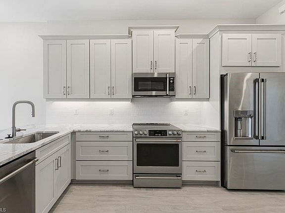5th image of 1623 Sea Haven DR #304