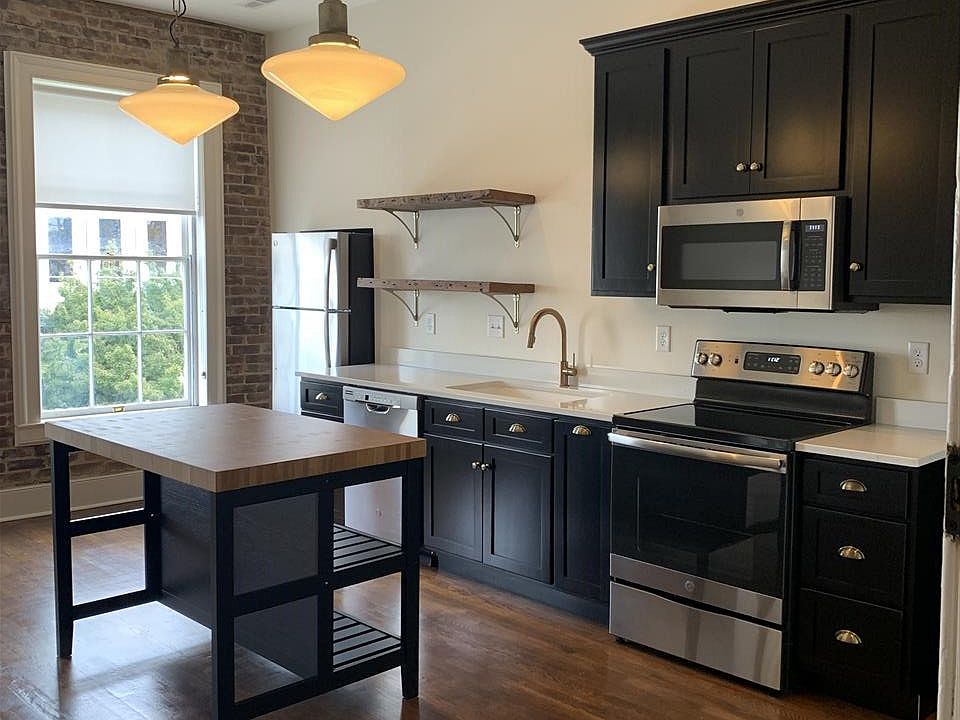 1st image of 511 E Main Ave APT 132