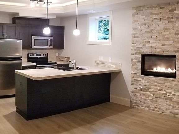 5th image of 9621 NE 38th St
