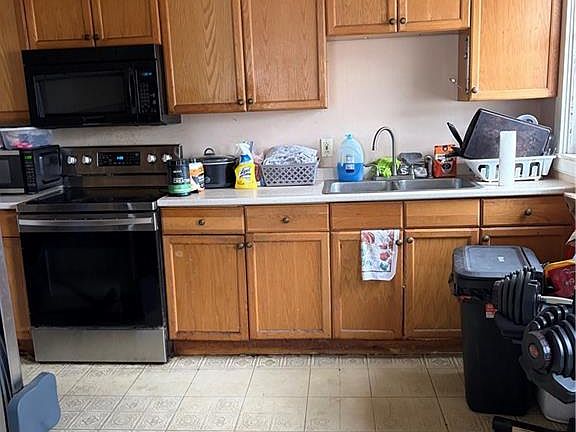 3rd image of 2 Saint Marys Rd